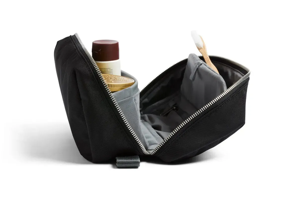 BELLROY - TOILETRY KIT PLUS