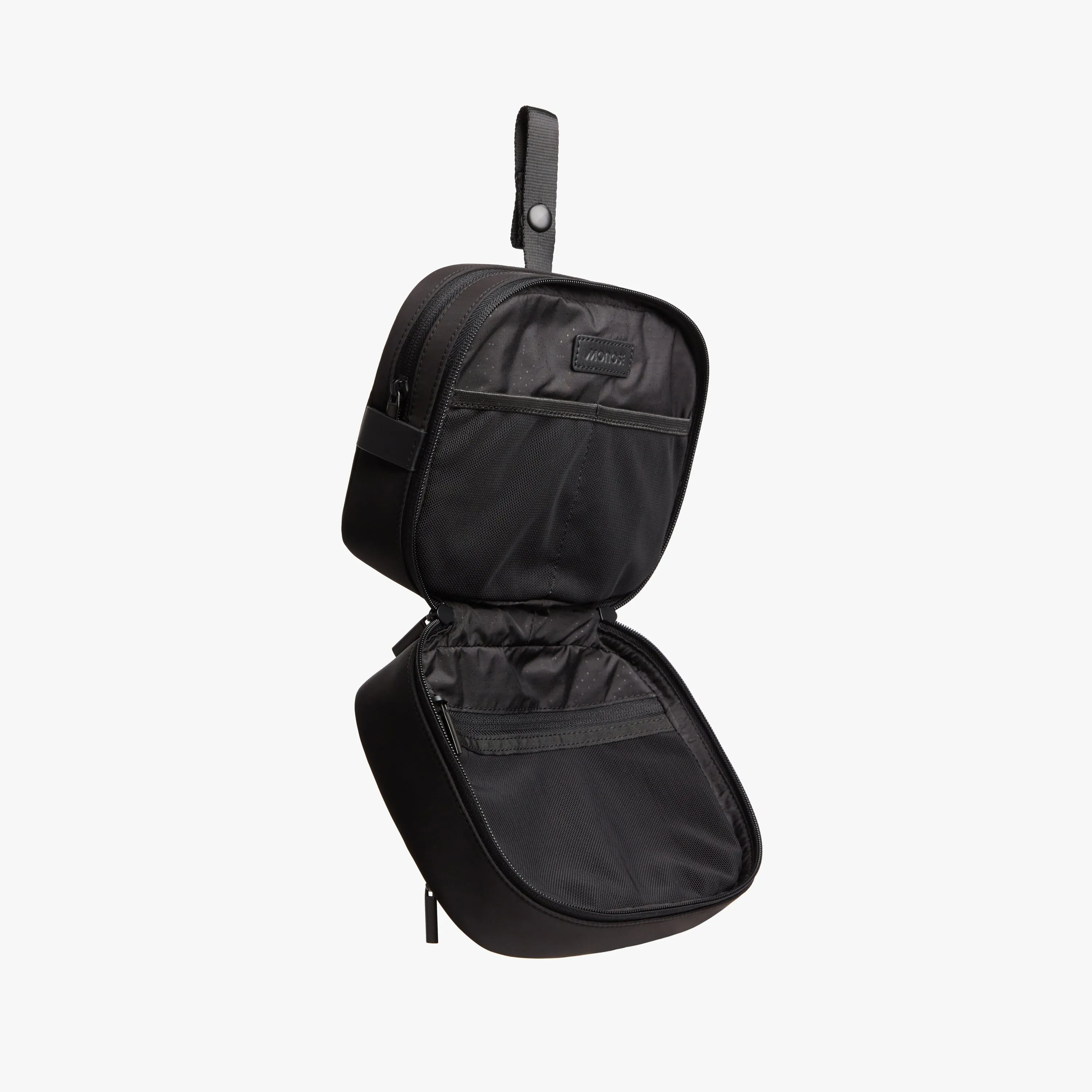 Metro Hanging Toiletry Case