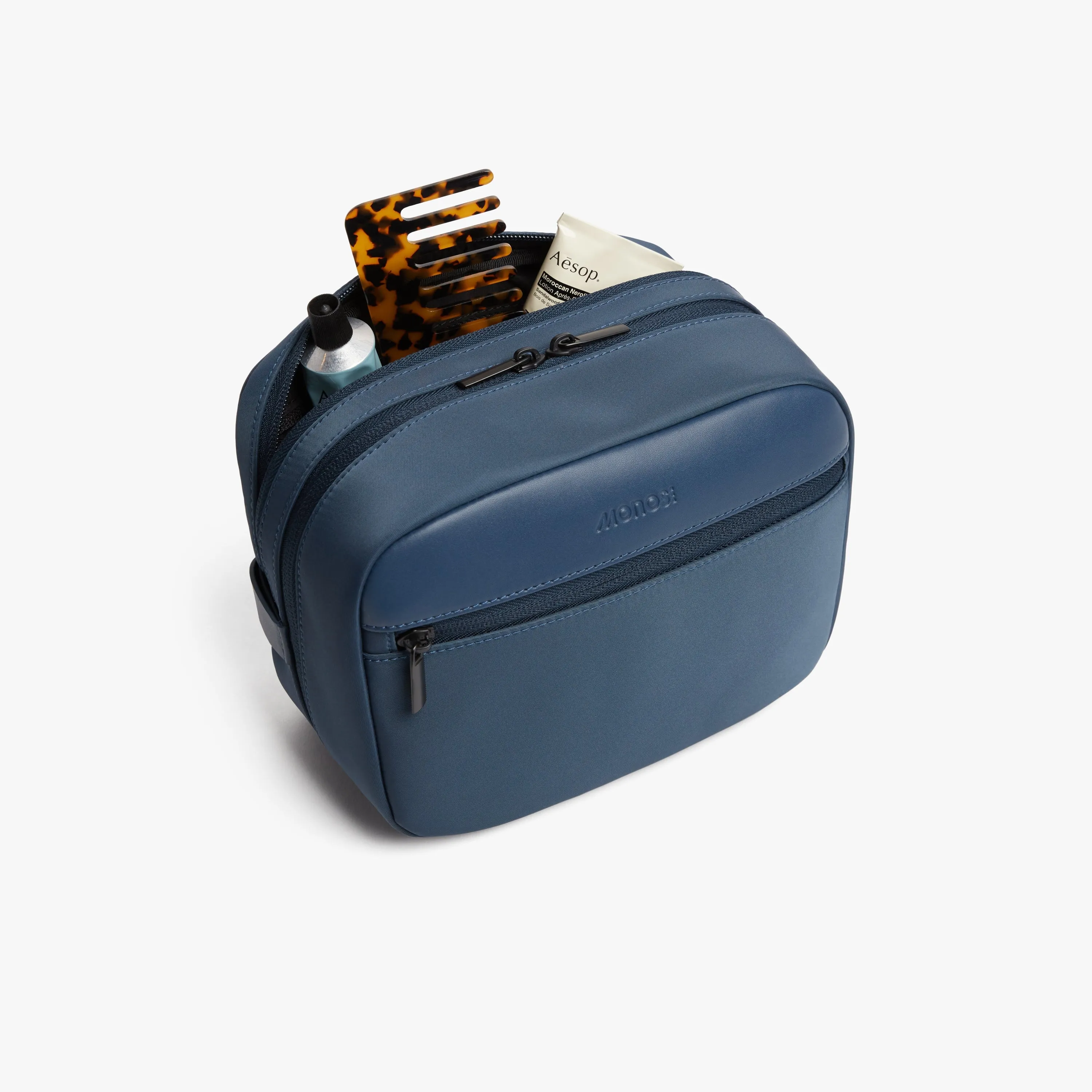 Metro Hanging Toiletry Case