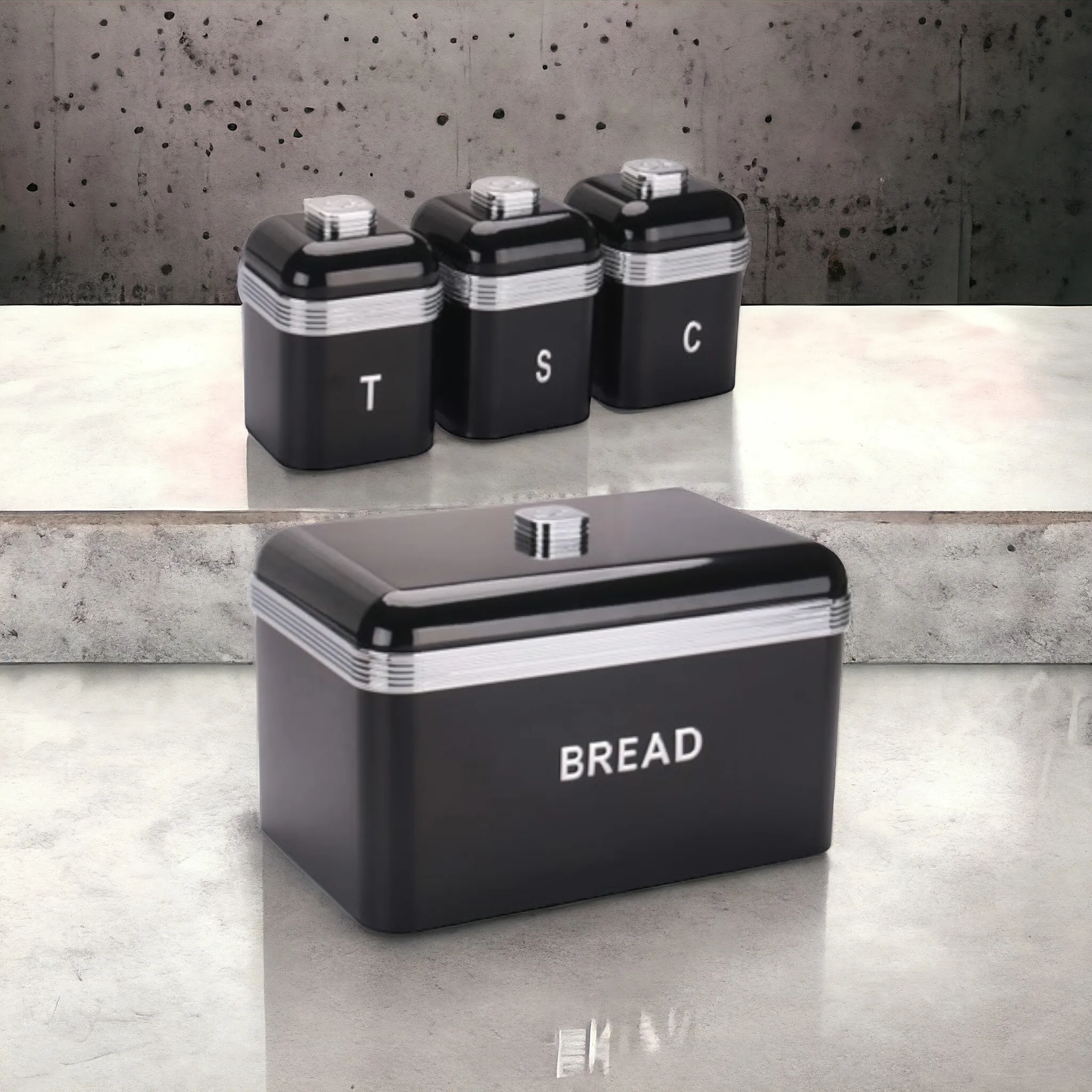 Retro Deluxe Breadbin with 3 Canisters