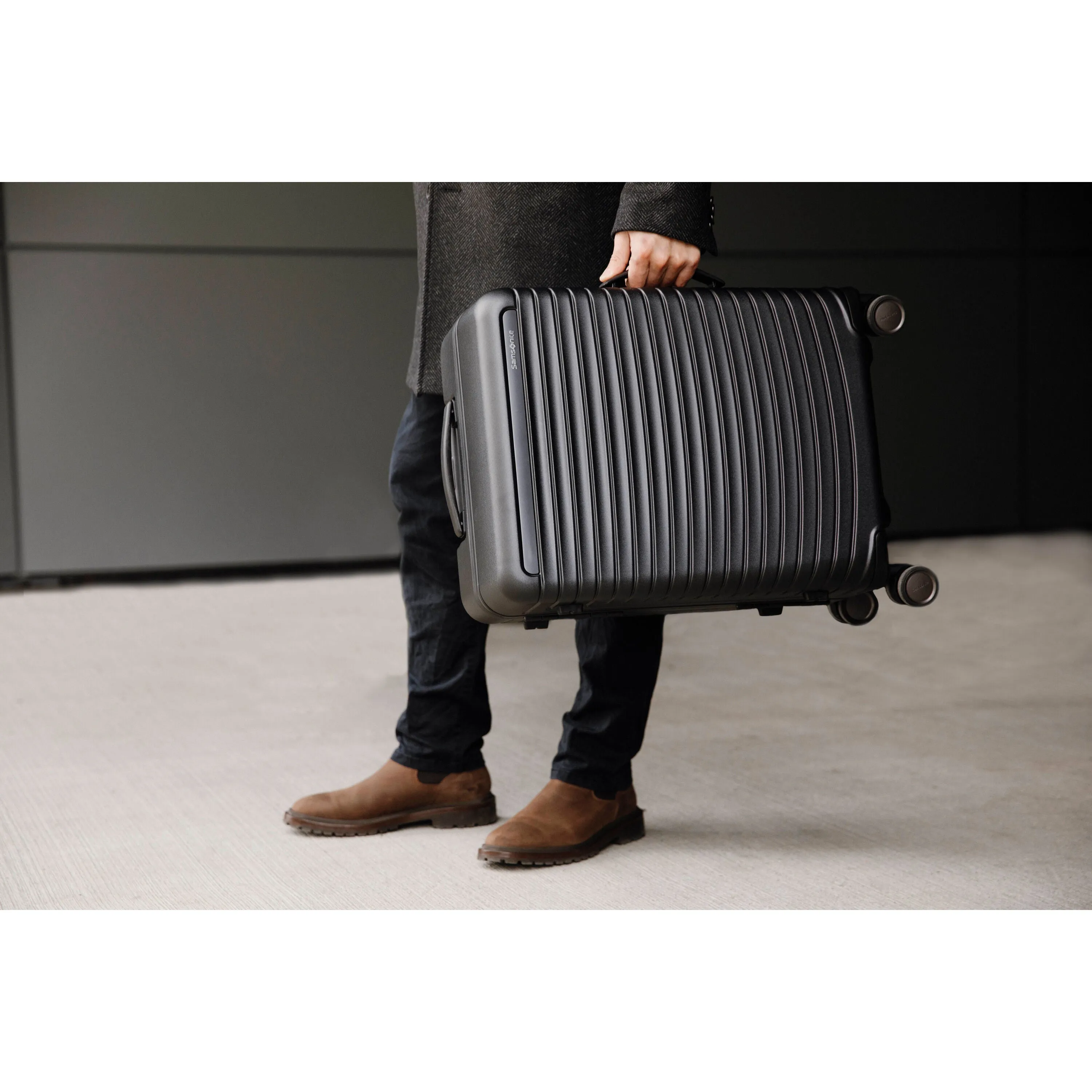 Samsonite Framelock Max Carry On Spinner